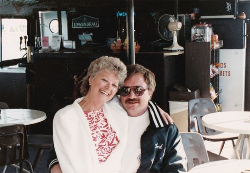 Carolyn J. (Bergstrom)  Bohl photo gallery thumbnail 120 of 133
