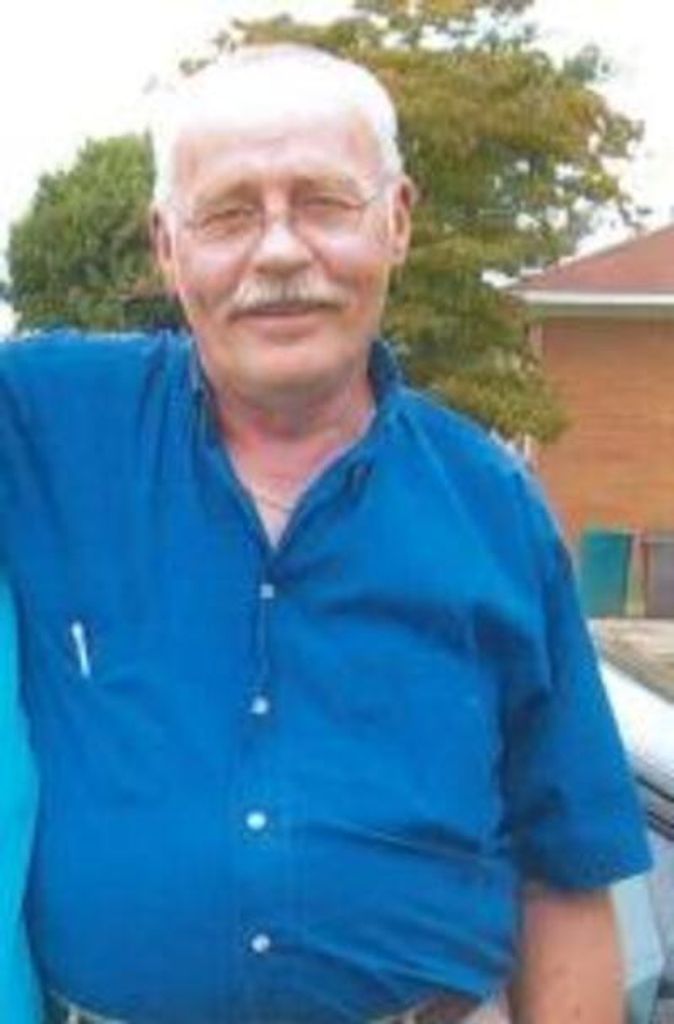 Livingston- Deward L Thompson Profile Photo