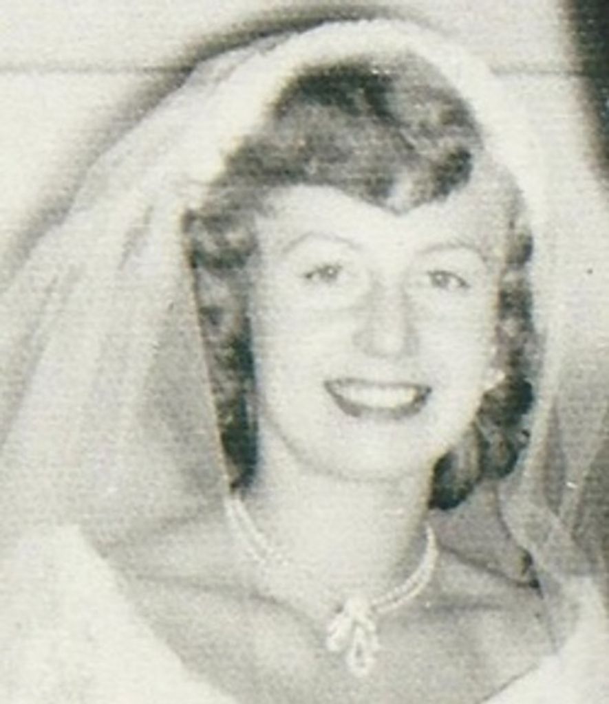 Gloria Irene Dimaria
