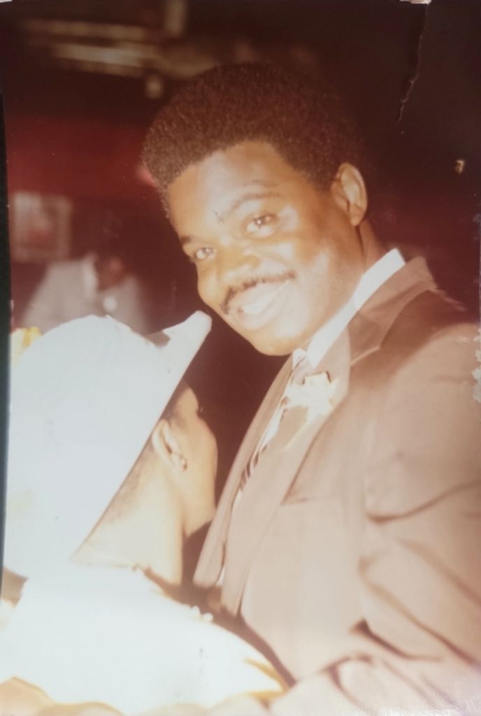 Cleophas Devaughn Profile Photo
