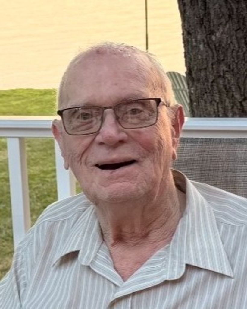 Lawrence E. "Larry" McCauley Profile Photo