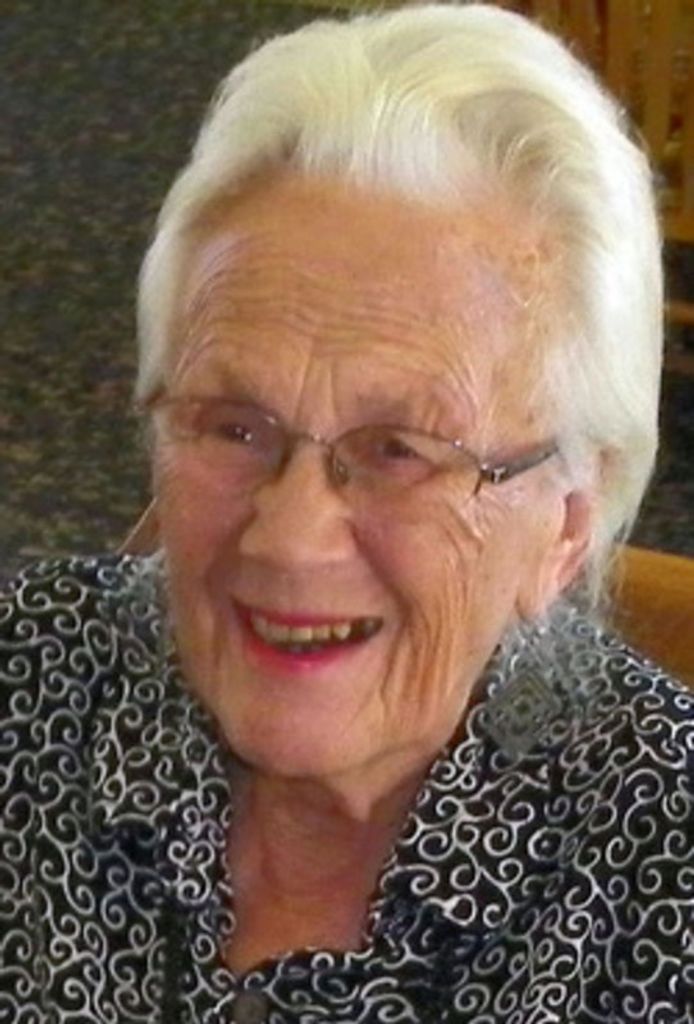 Anna Marie Tolk Profile Photo