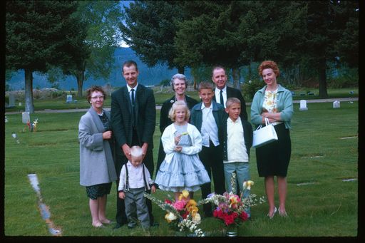 Marlene Giles photo gallery thumbnail 38 of 40