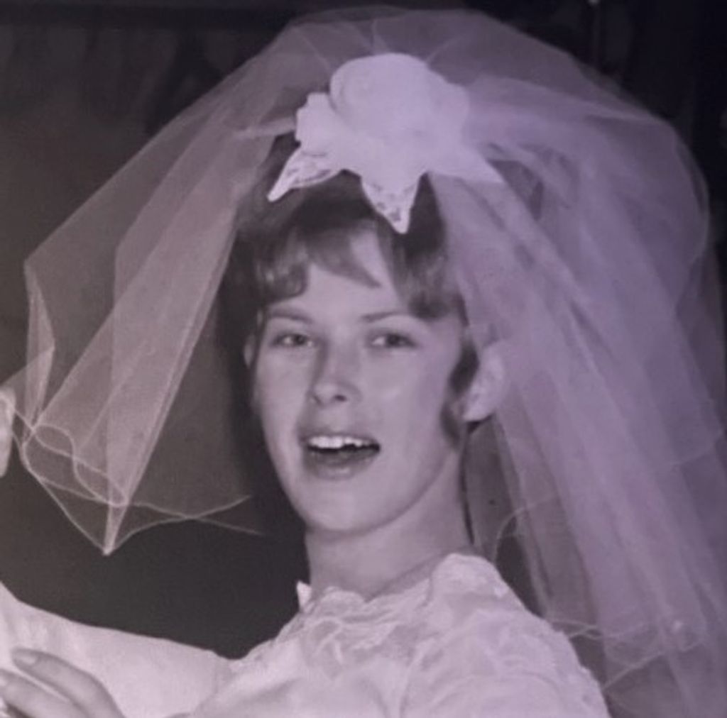 Mrs. Edna M. Pensmith