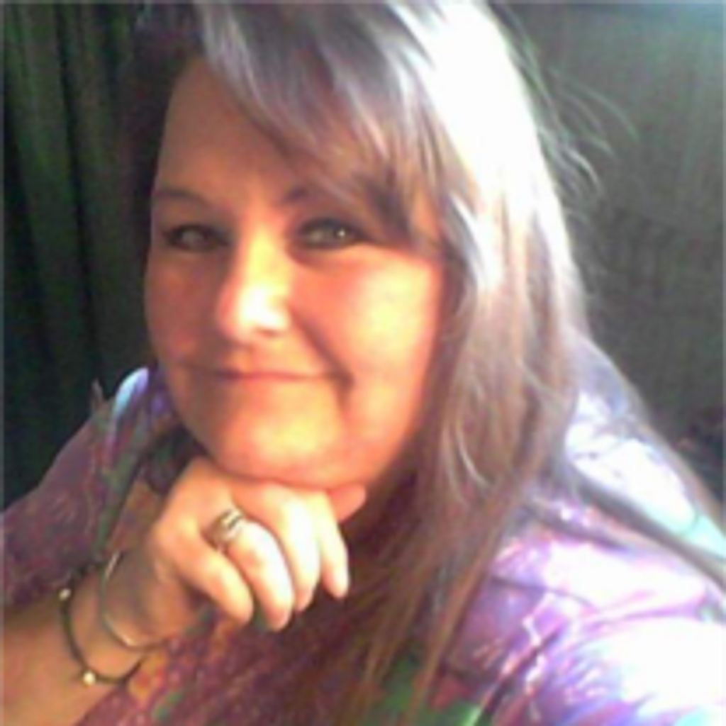 Shannon Elaine Tharp