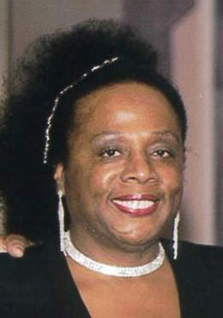 Shirlene Williams Paoletto   "Bubbles"