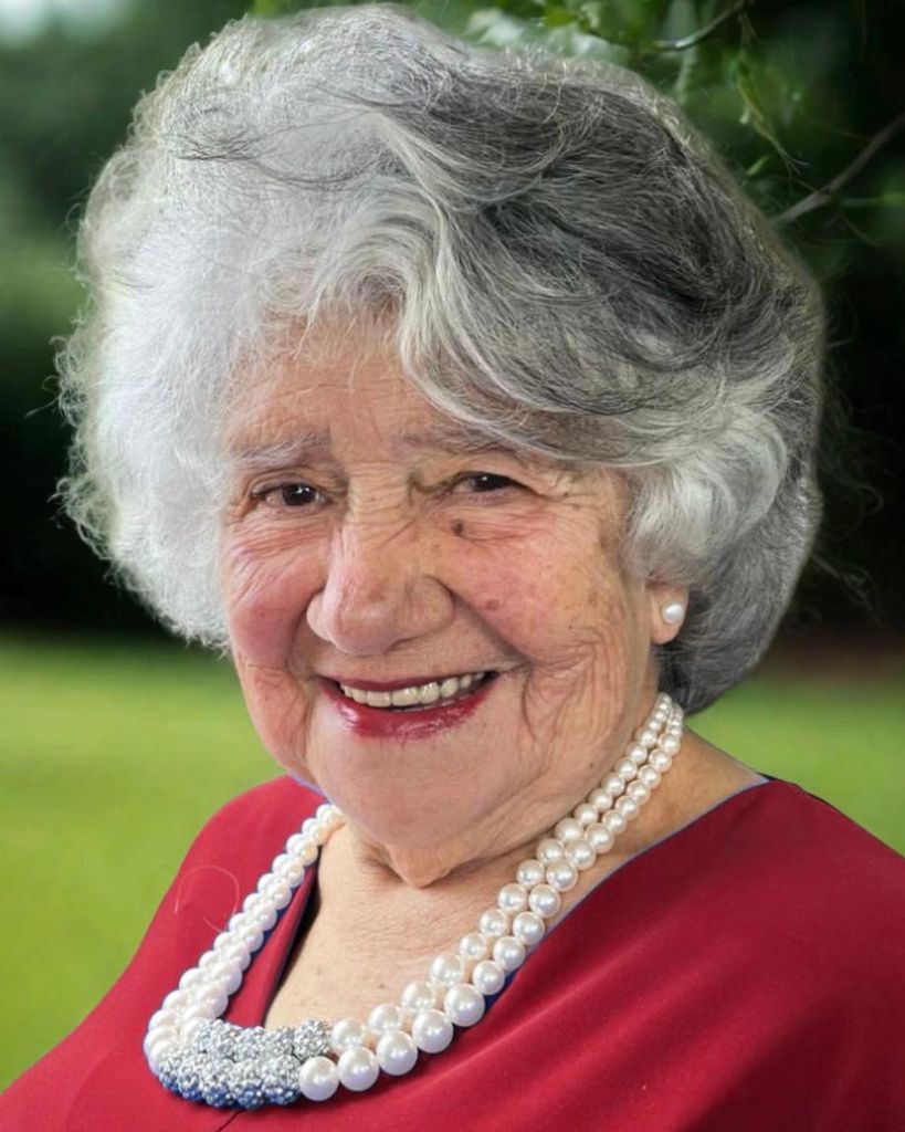 Gladys Esther Andrade Profile Photo