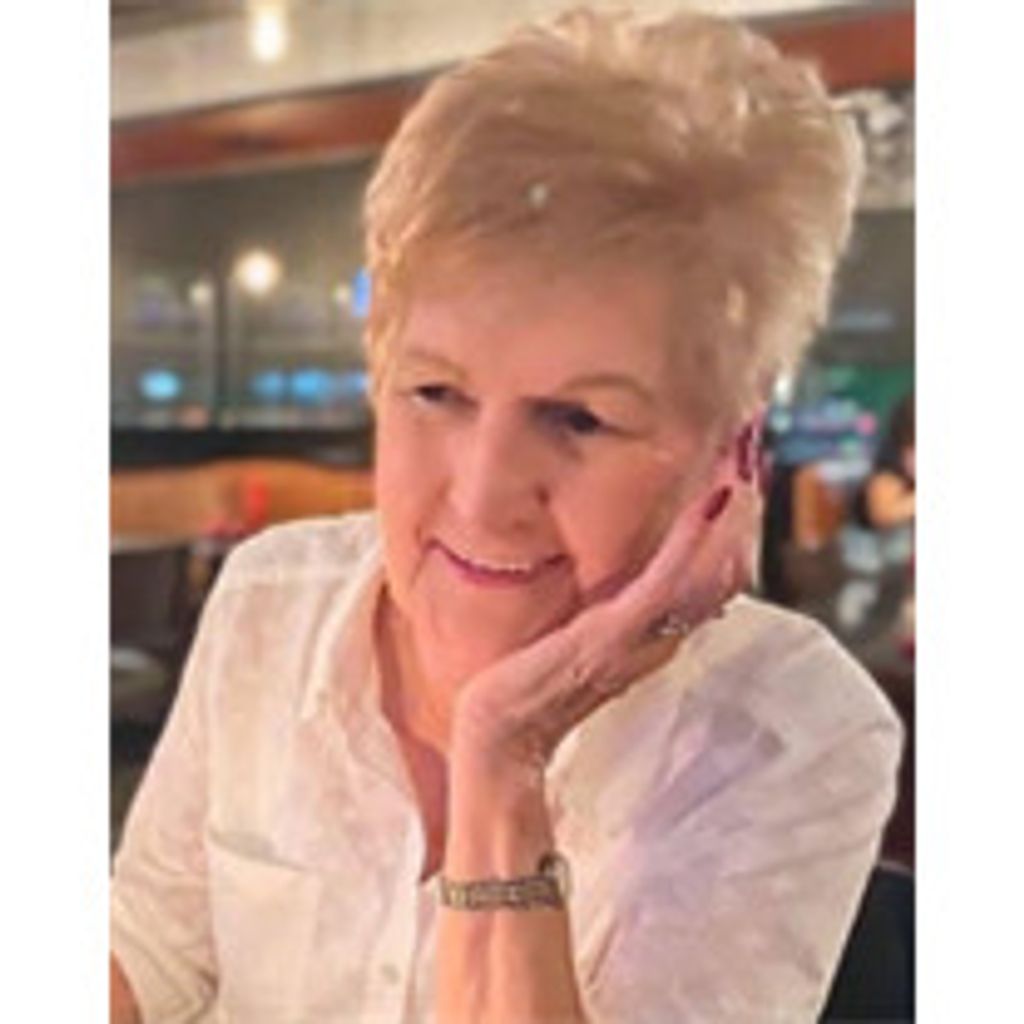 Velta Lauma Holt