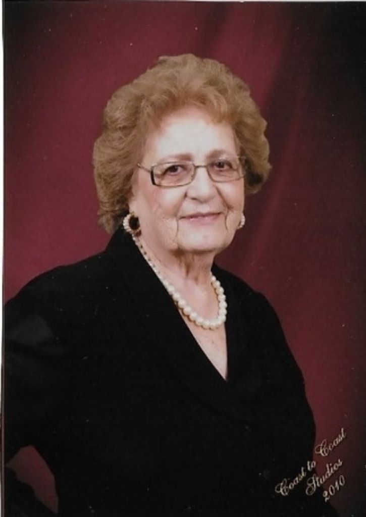 Ofelia Saenz Escobar