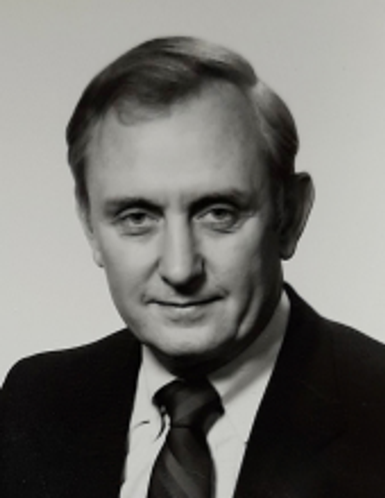 Robert  "Bob" Quade