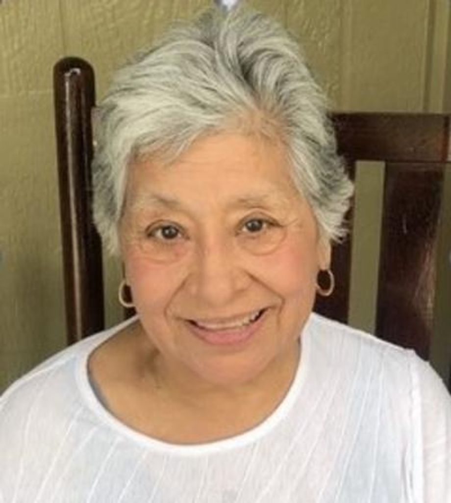 Dolores Almendarez Profile Photo