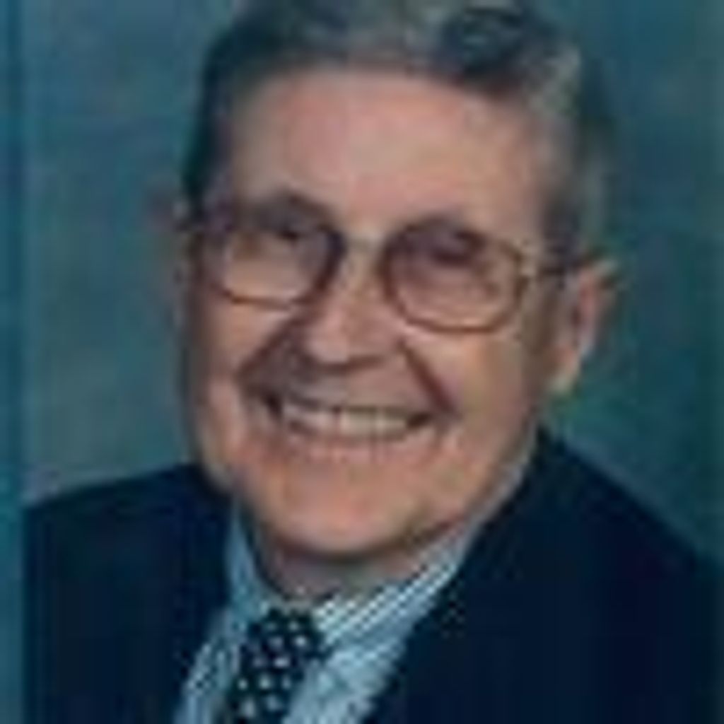 Russell E Holm Profile Photo