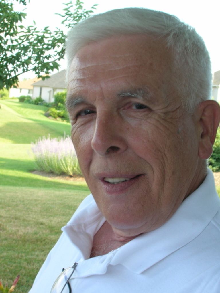 Edward D. Macmillan Profile Photo