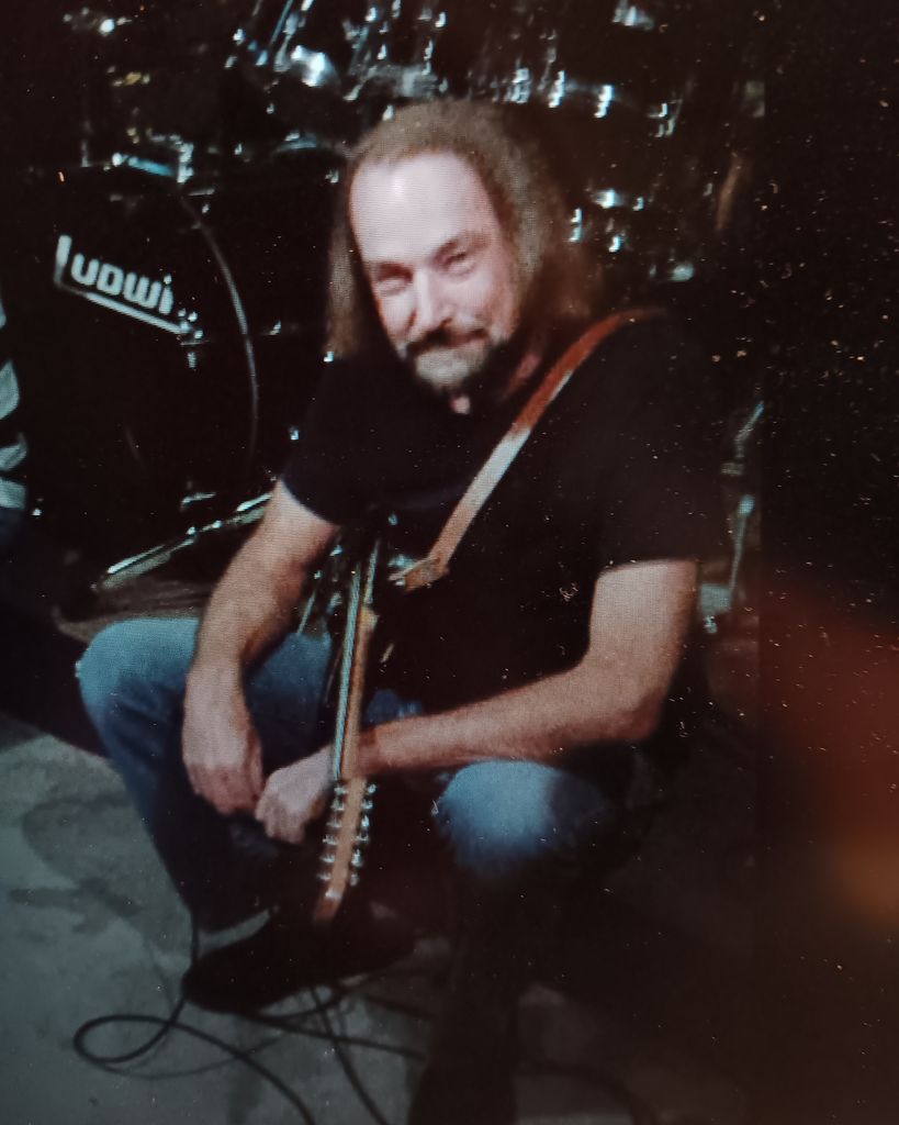 Adam Lee Hart Profile Photo