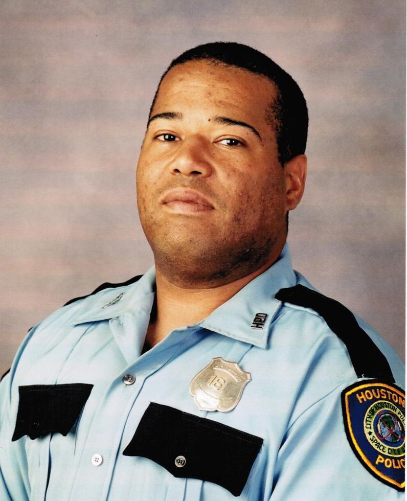 Anthony Barrett Kent Profile Photo
