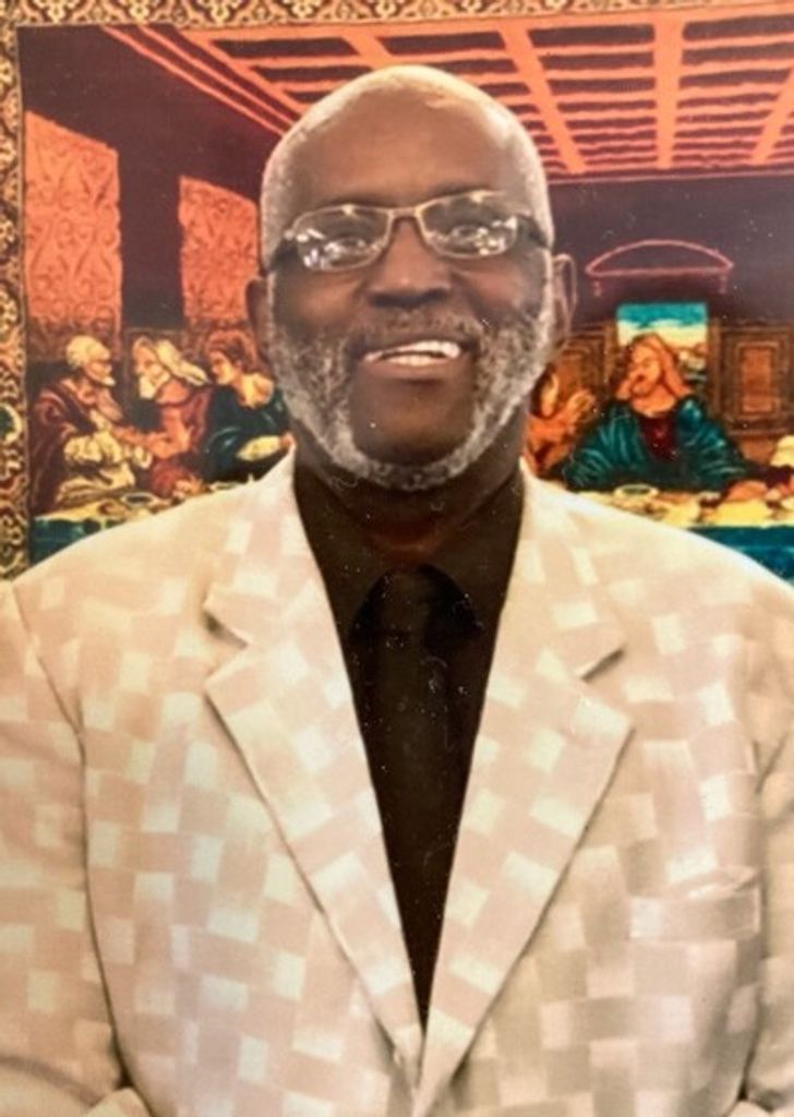 Kenneth Walker Profile Photo