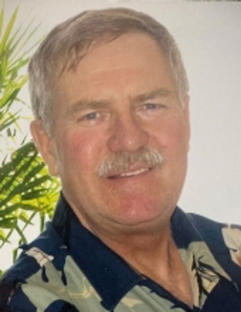 Lyle Francis Peterson Profile Photo