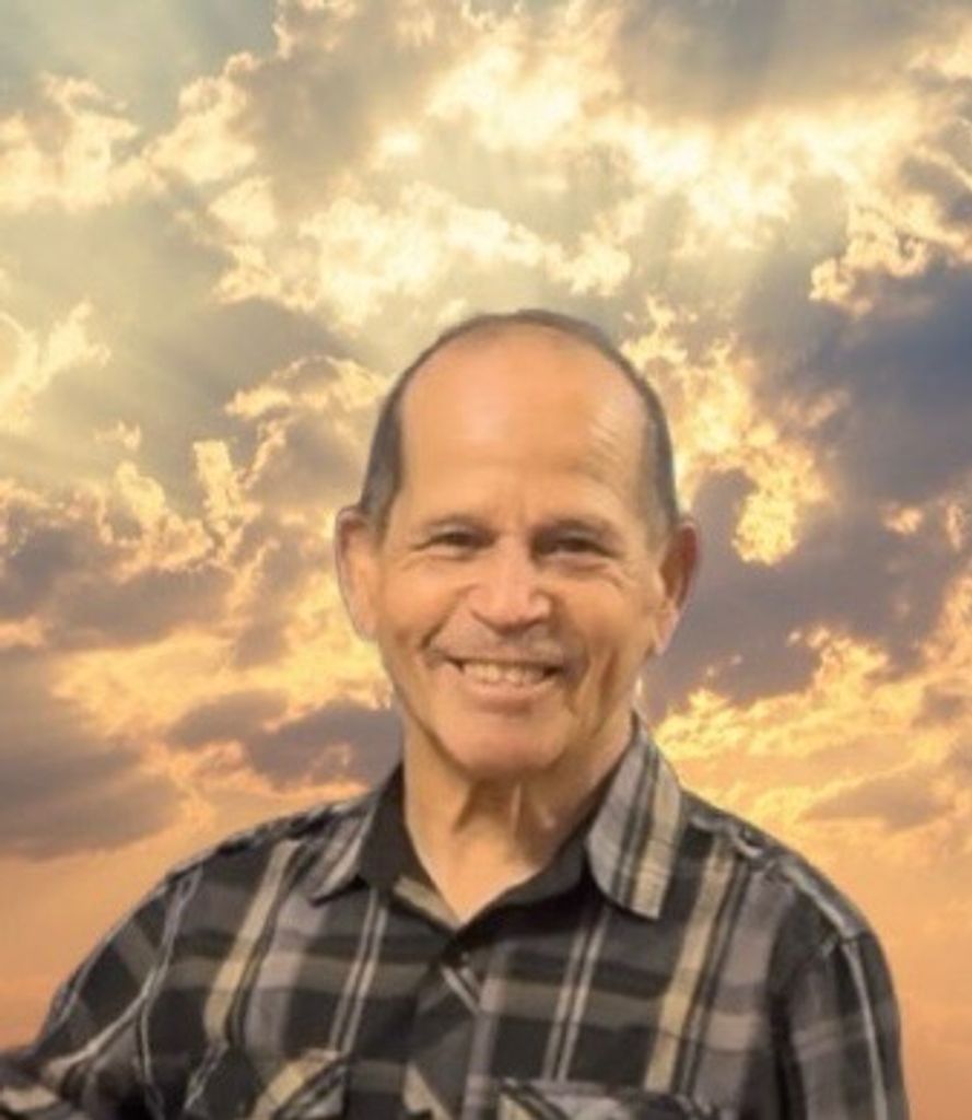 Cecilio Flores Profile Photo