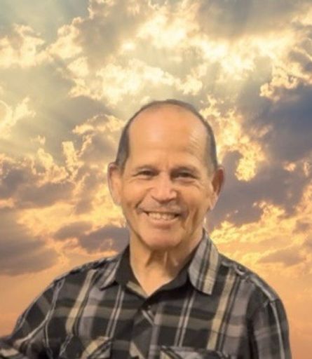 Cecilio Flores's obituary image