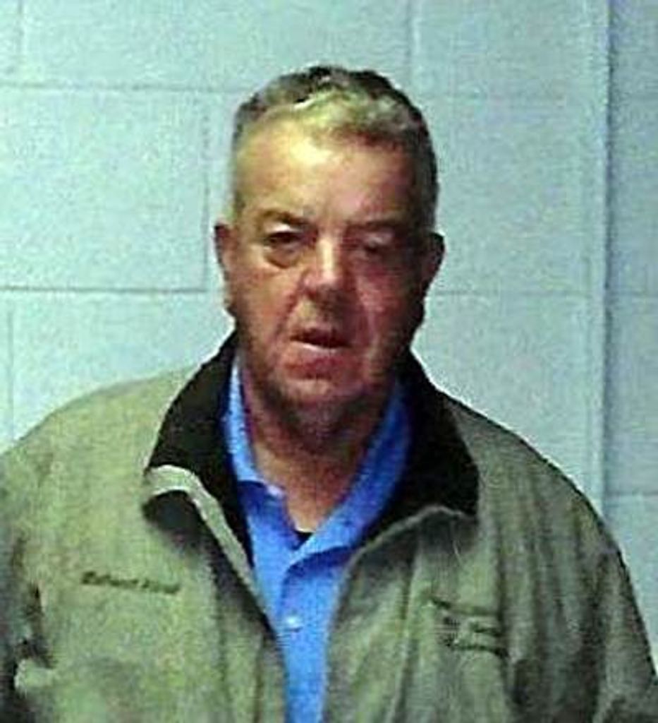 Robert Junior Vint Profile Photo