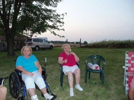 Loretta Rogers photo gallery thumbnail 61 of 126