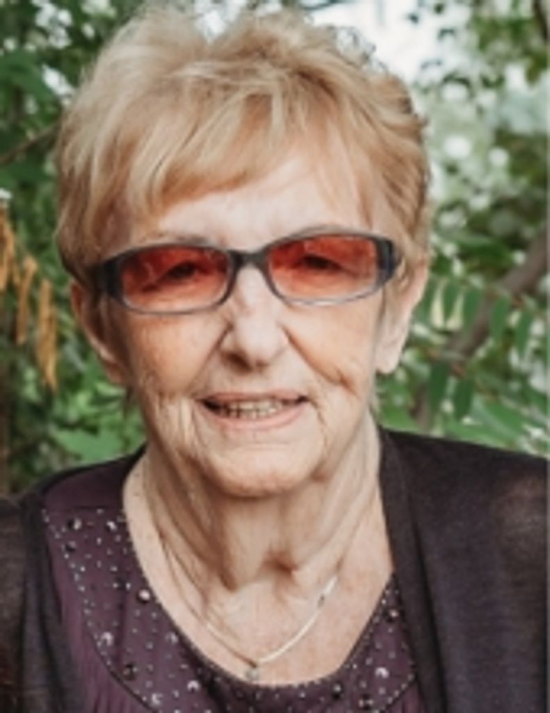 Betty Gillis Profile Photo