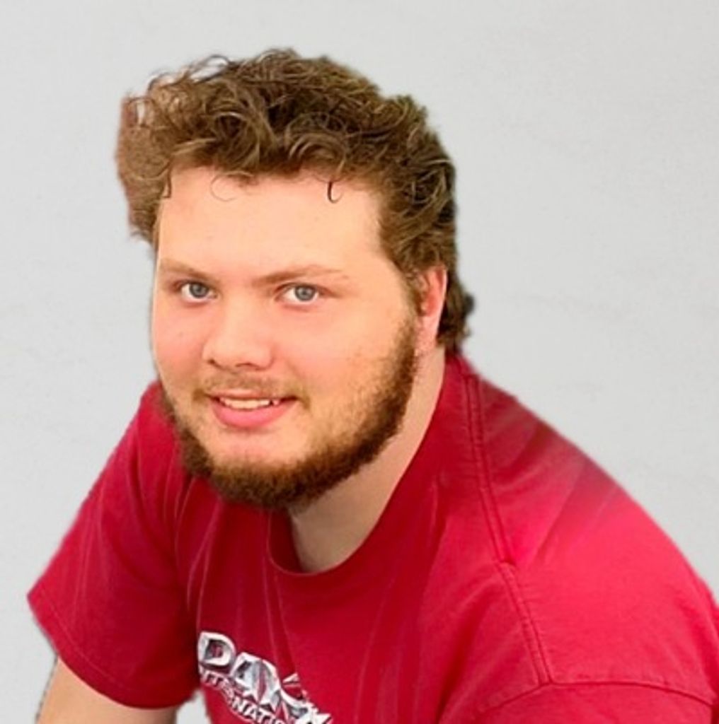 Evan Matthew Kuzins Profile Photo