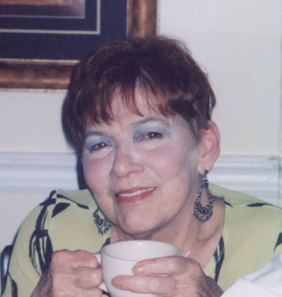 Holly Lillian Dampman