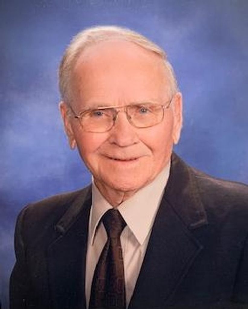 Helge "Manley" Helling