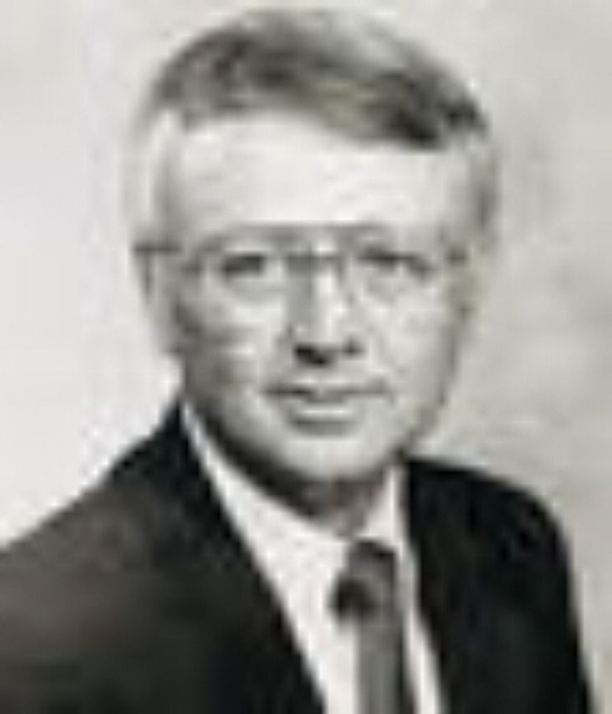 Dr. Maxwell Reeves