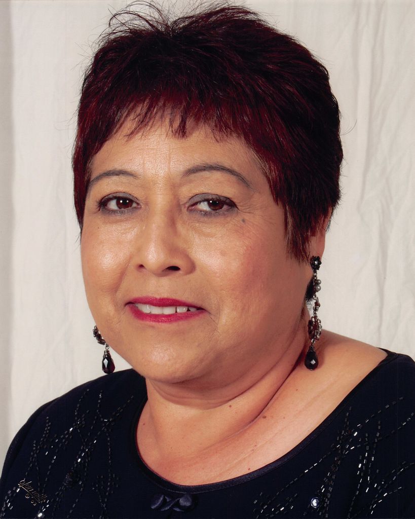 Cristina L. Medina