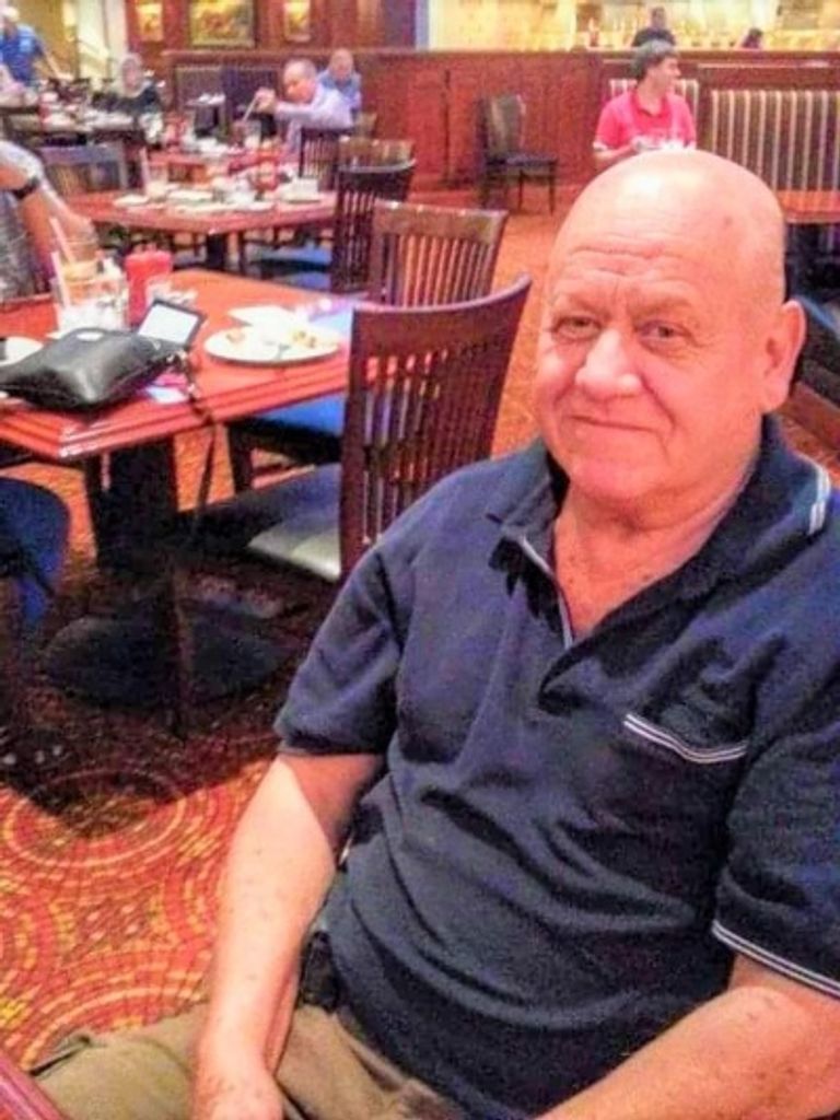 Victor Manuel Llano Profile Photo