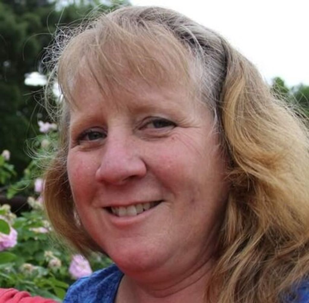 Amy Berchulski Avery Profile Photo