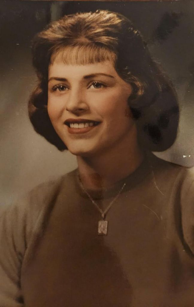 Maureen Stackalis Profile Photo