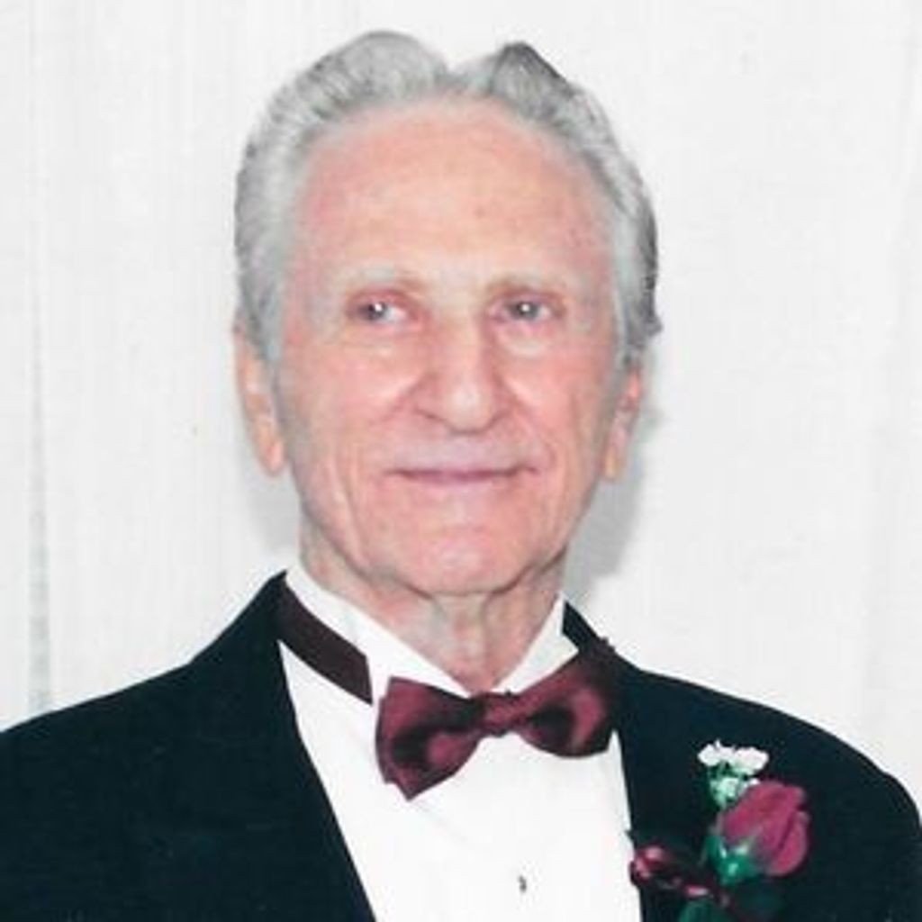Paul V. Gomilla Profile Photo