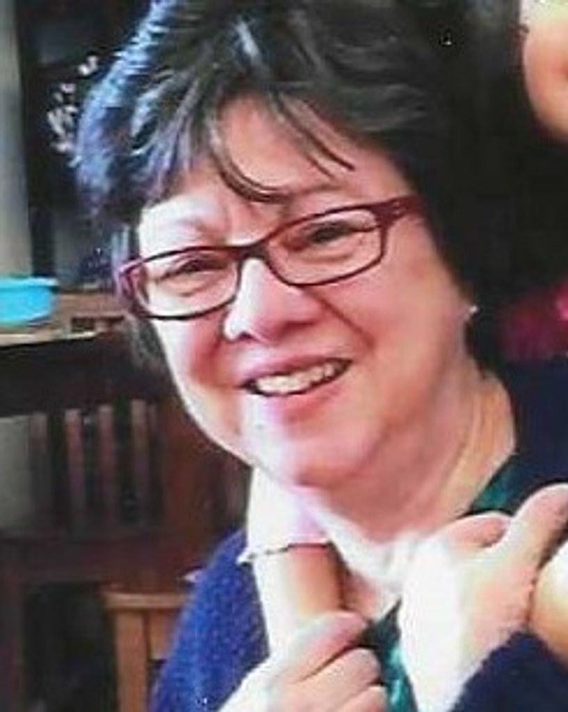 Helen Xenelis Hamilton Profile Photo
