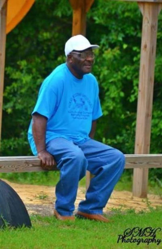 Melvin Earl Carr Profile Photo