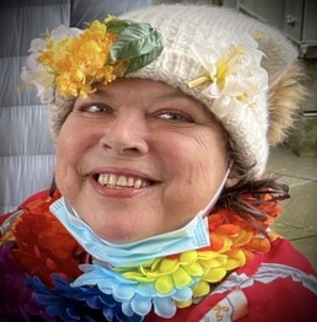 Elizabeth Nikolai Profile Photo