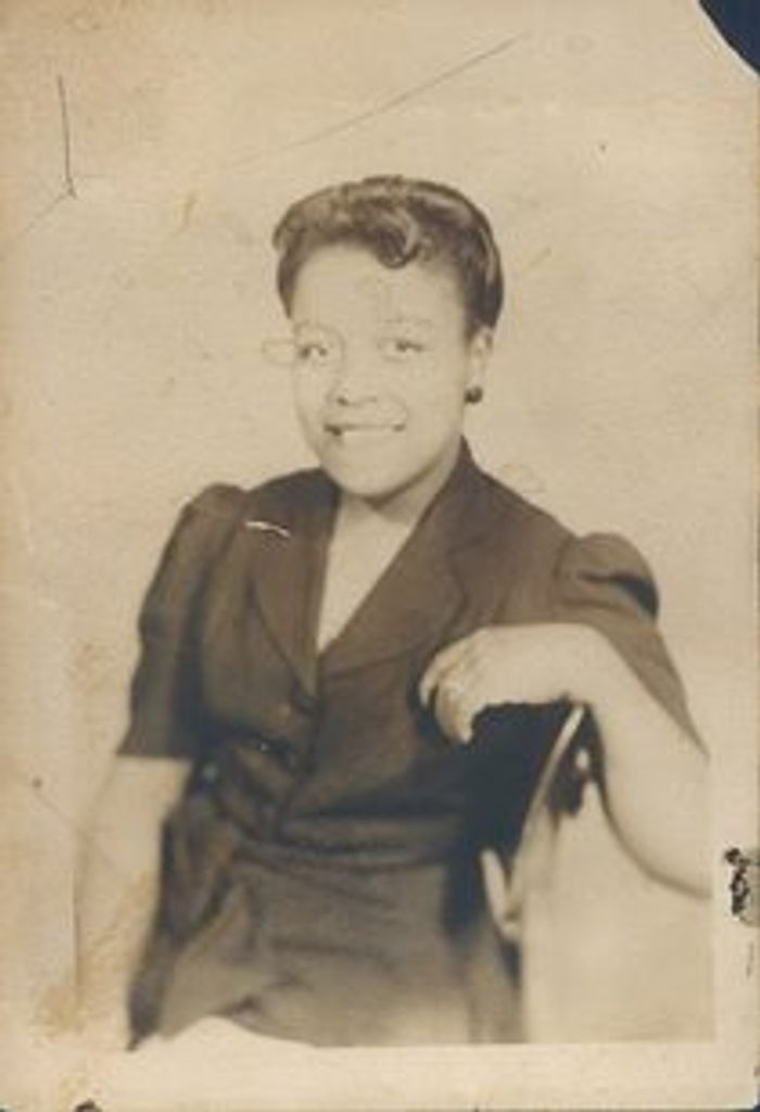 Nellie Mae (Harris)  Willis
