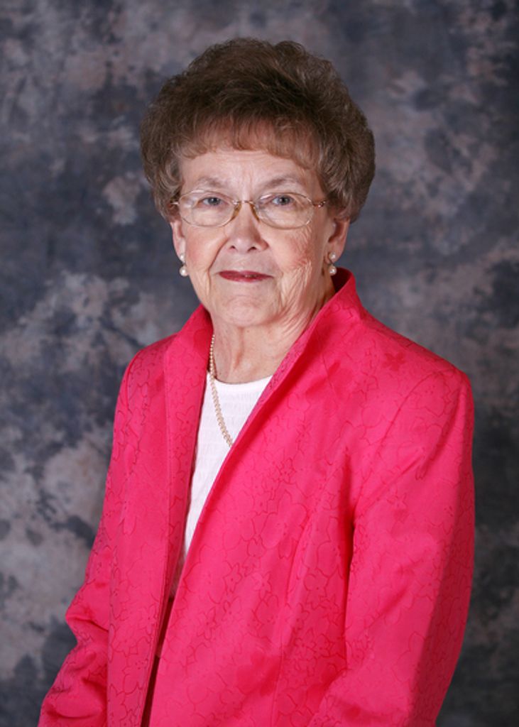 Dixie Lou Hales Profile Photo