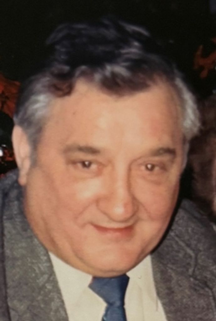 Daniel E. Tomaszewski