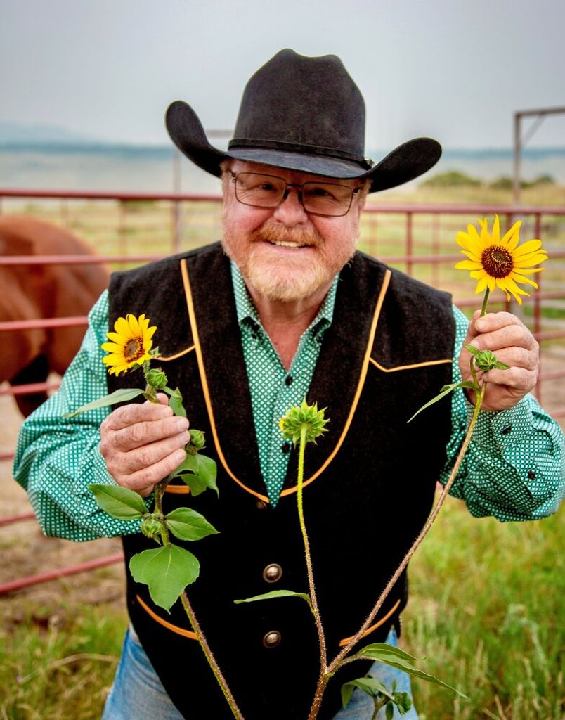 Gary  Paul