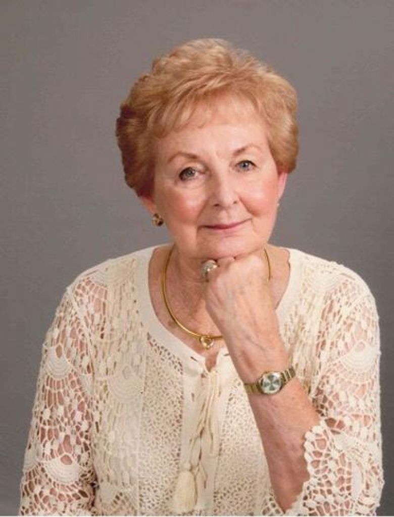 Lynne B Eschenbach Profile Photo