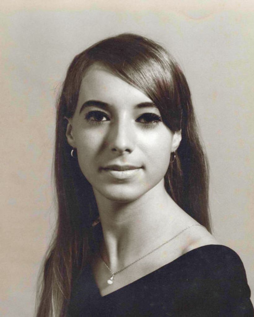 Jean (Lupo)  Cox