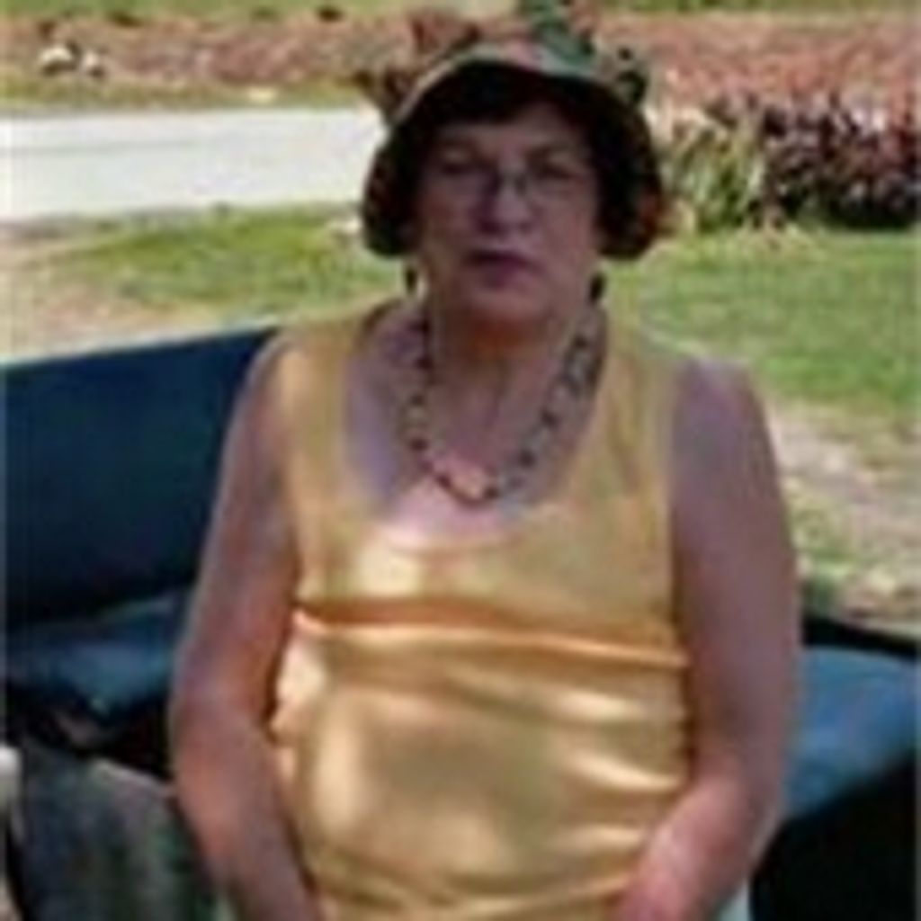 Lilly "Rozell" Jones (Sutherland)