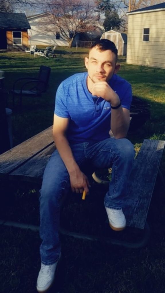 Jonathan Darnell Foutz Profile Photo