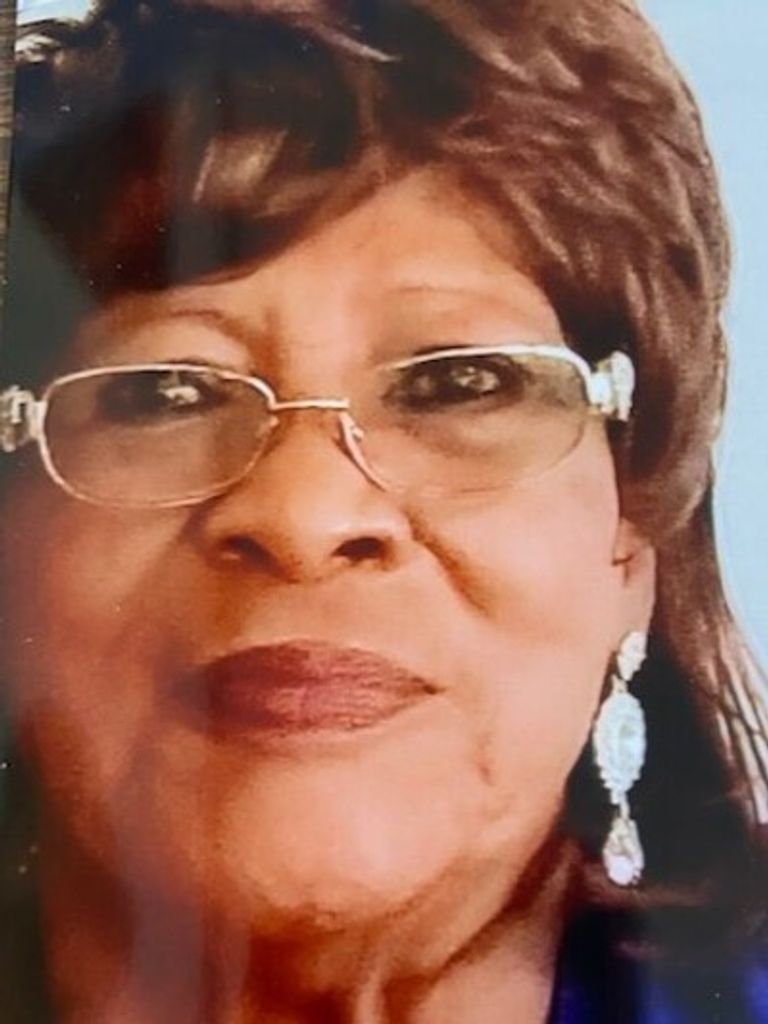 Esther Nola Horace Profile Photo