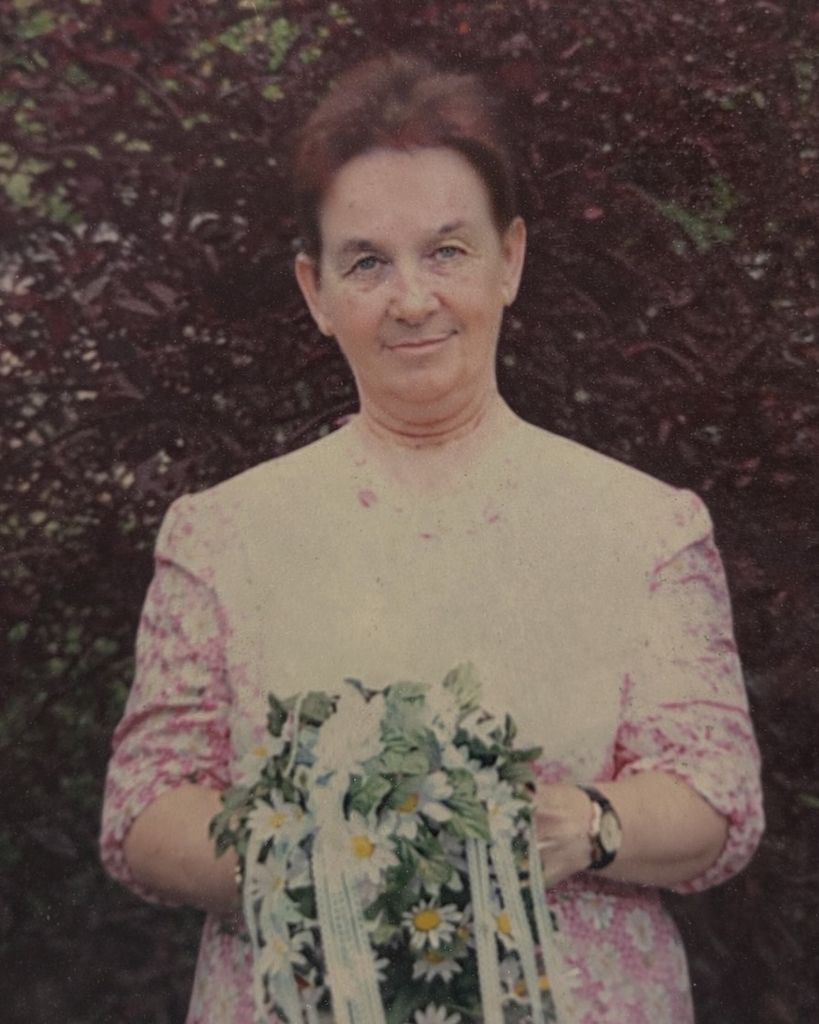 Robin Yvonne Firestone