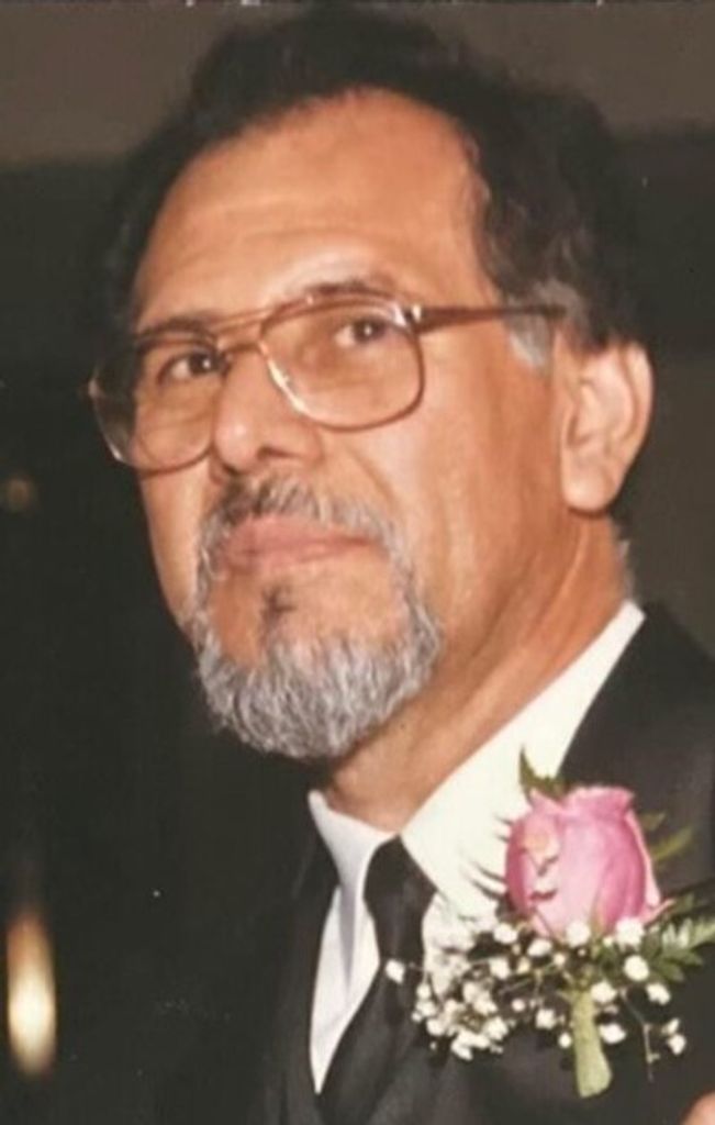 Eliseo Flores Profile Photo