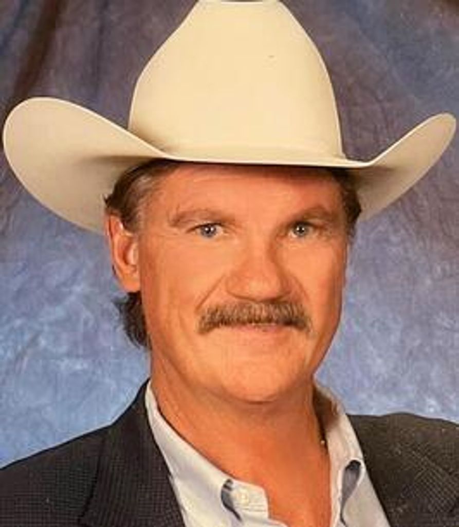 Dirk  Murdoch Profile Photo